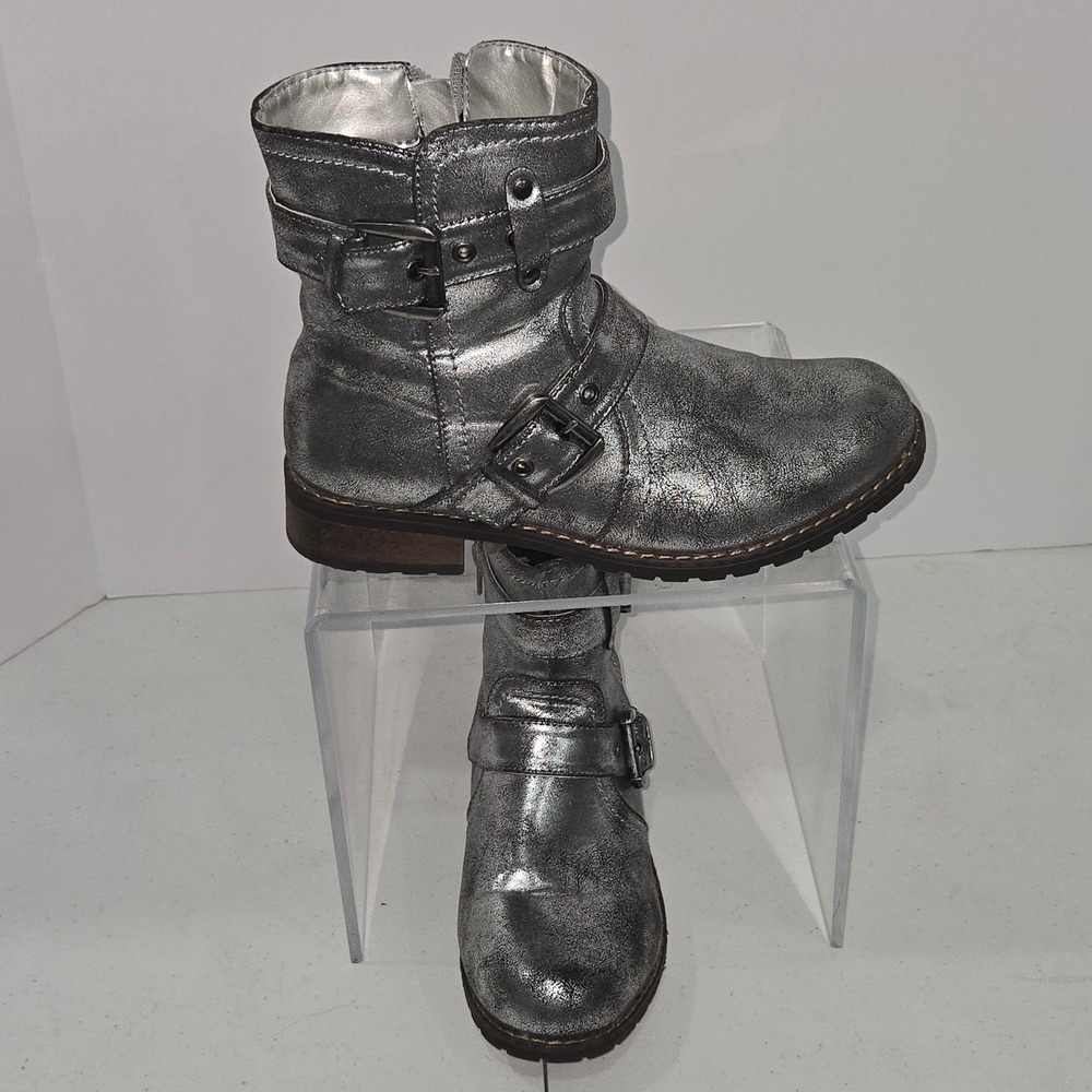 Design by Jacobies Silver Metallic Moto Ankle Boot PISA-30 Buckle Strap  6.5